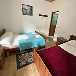 “ Center “